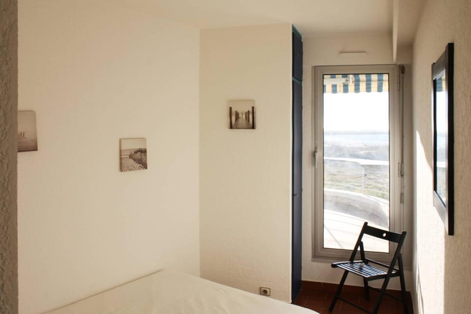 AS25988- P2 Cabine superbe vue Mer Cabin in Le Grau-du-Roi