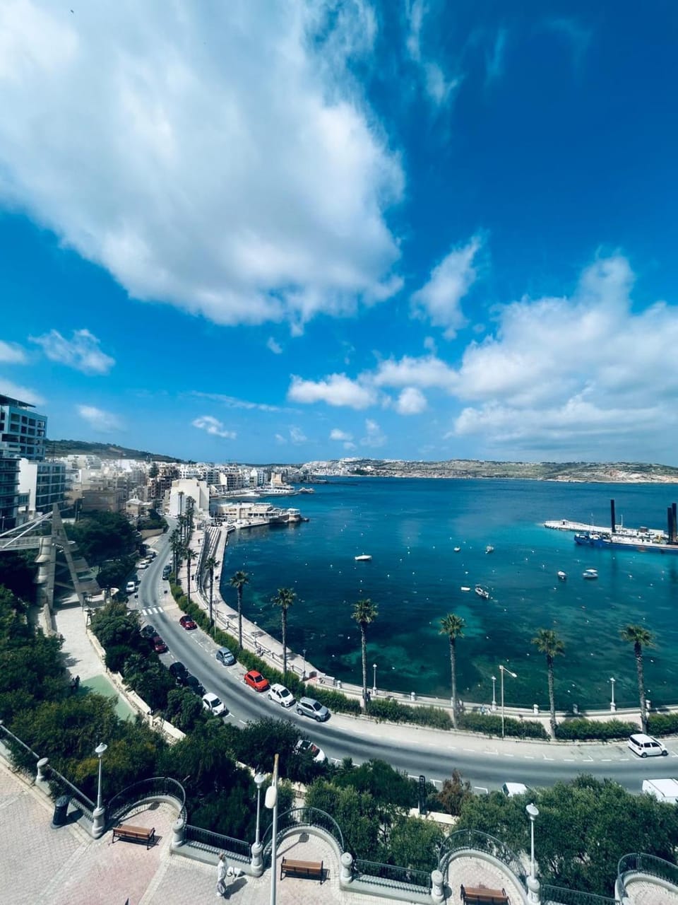 Nearby landmark, Day, Neighbourhood, Natural landscape, Place of worship, Sea view, Location