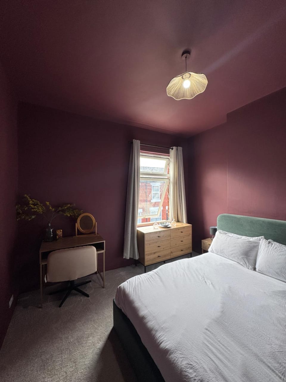 Altrincham House - 2BR - Sleeps 6 - WiFi - Parking Apartment in England