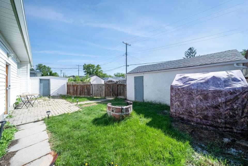 Beautiful Home In A Prime Location House in Winnipeg