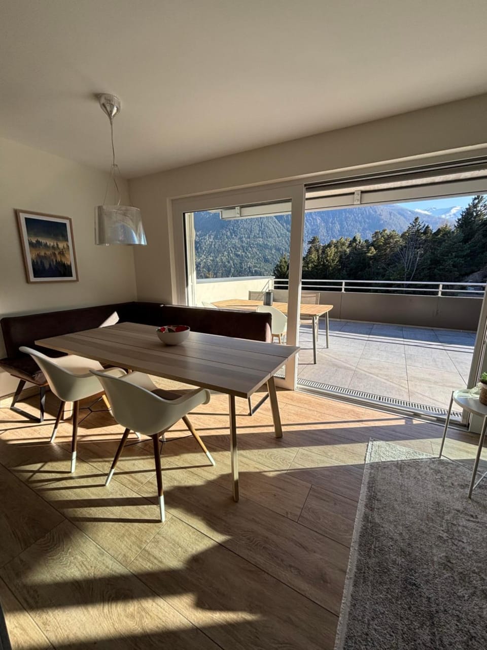 Natural landscape, View (from property/room), Balcony/Terrace, Seating area, Dining area