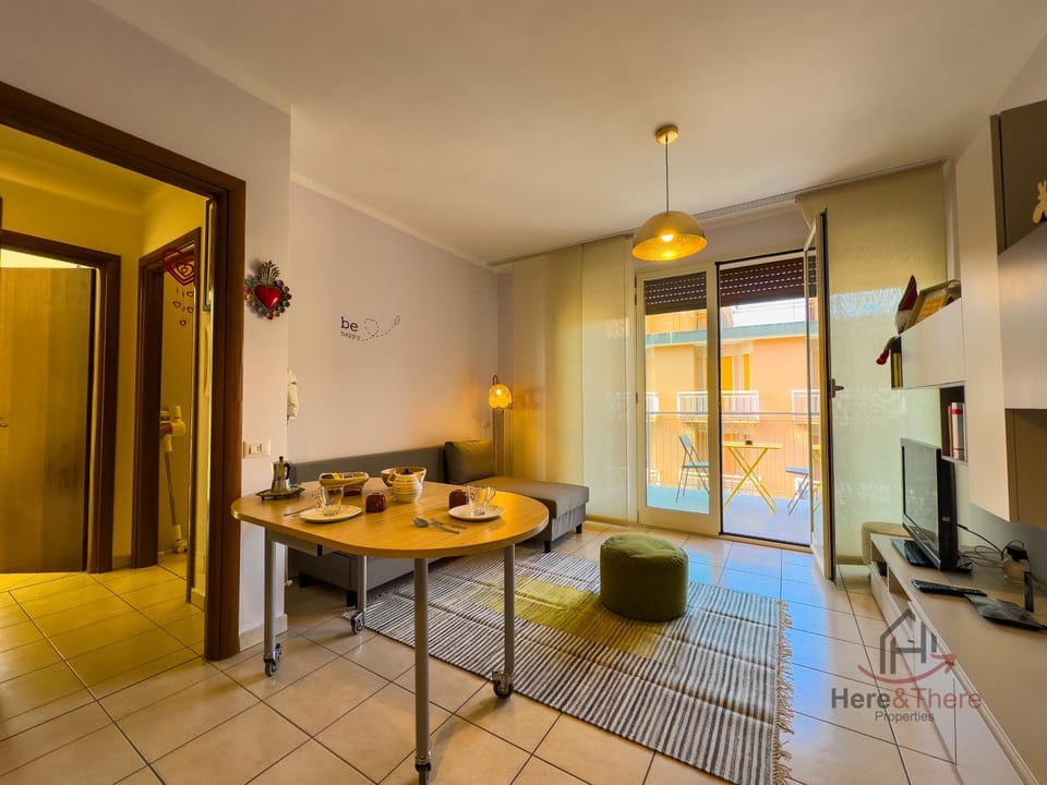 TV and multimedia, Dining area