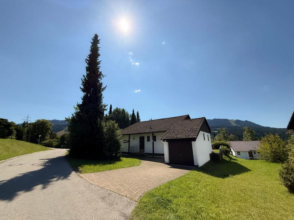 Property building, Natural landscape, Mountain view