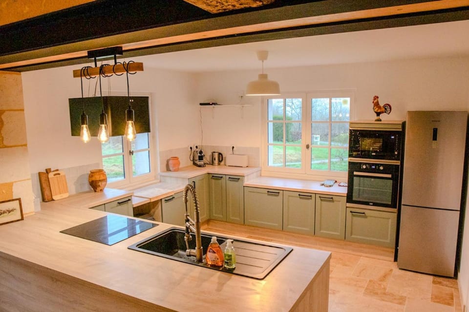 Coffee/tea facilities, dishwasher, oven, stove, stove, toaster, kitchen, kitchen