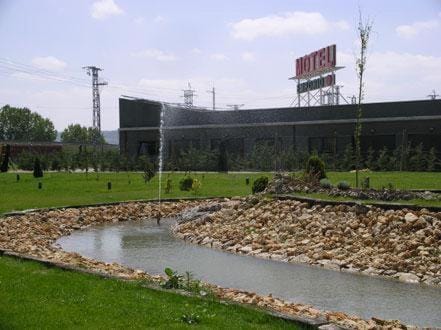 Facade/entrance, Summer, Garden view, Lake view, Area and facilities