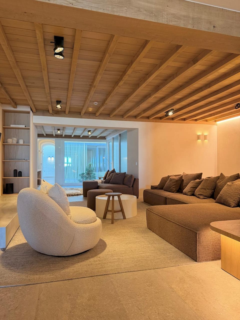 Living room, Seating area