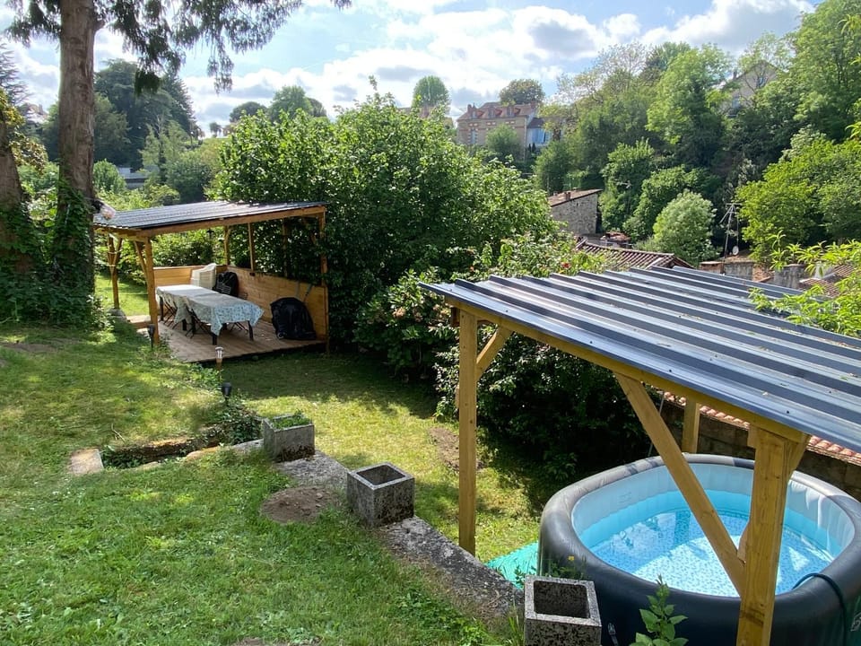 La Tour Carrée de Nontron, sleeps 12 House in Nouvelle-Aquitaine