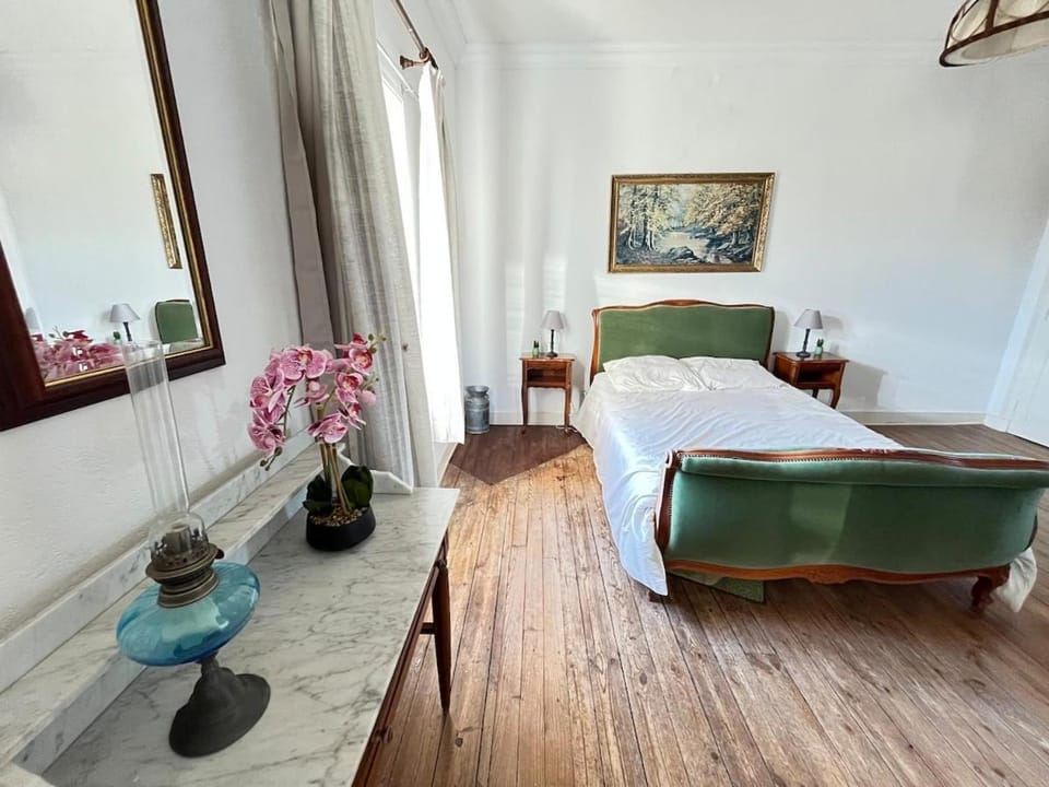 La Tour Carrée de Nontron, sleeps 12 House in Nouvelle-Aquitaine