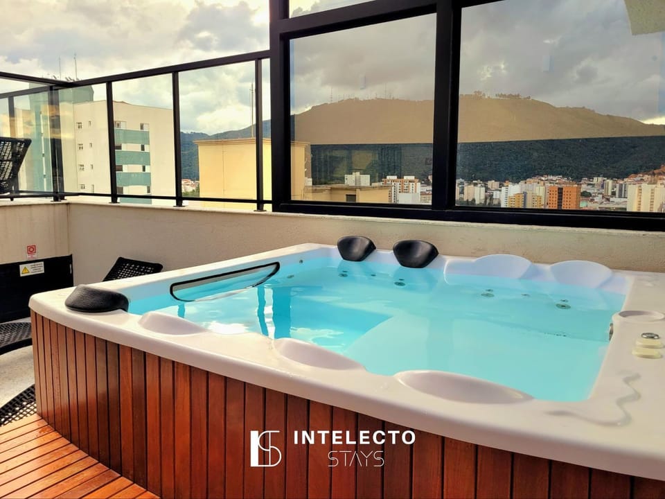 Hot Tub, Mountain view, Pool view, Swimming pool