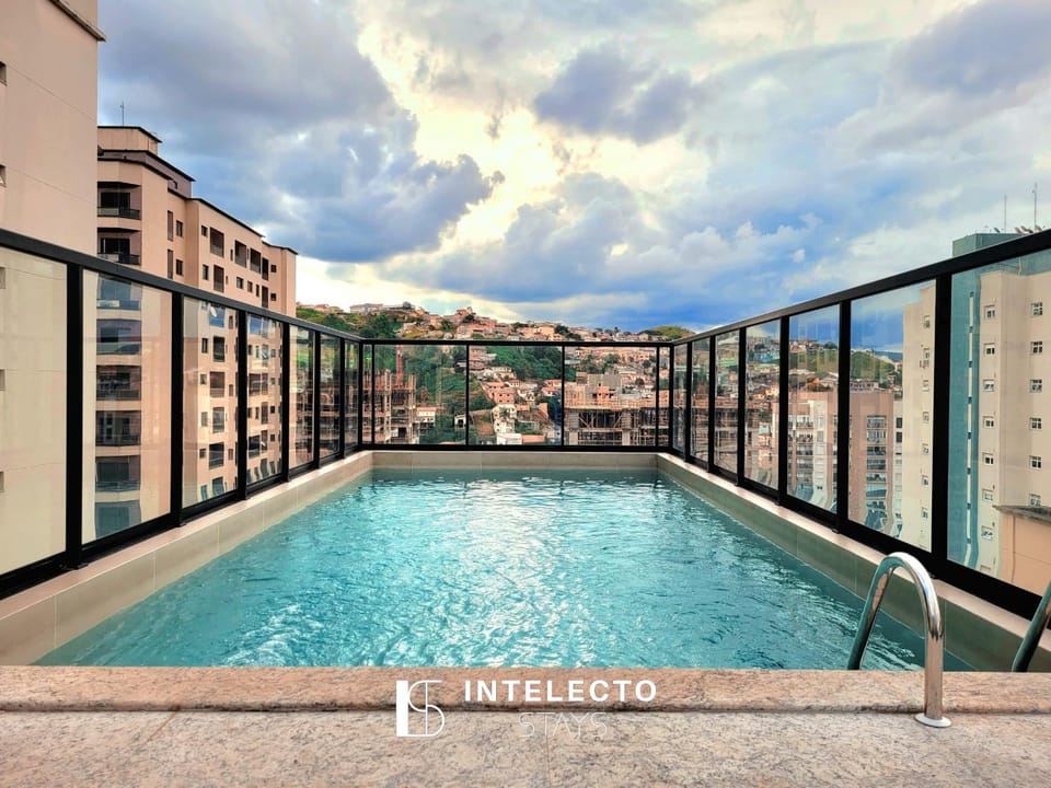 Day, Natural landscape, View (from property/room), Balcony/Terrace, City view, Mountain view, Pool view, Swimming pool, sunbed