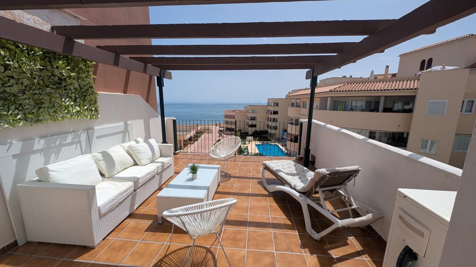 Balcony/Terrace, Sea view, sunbed