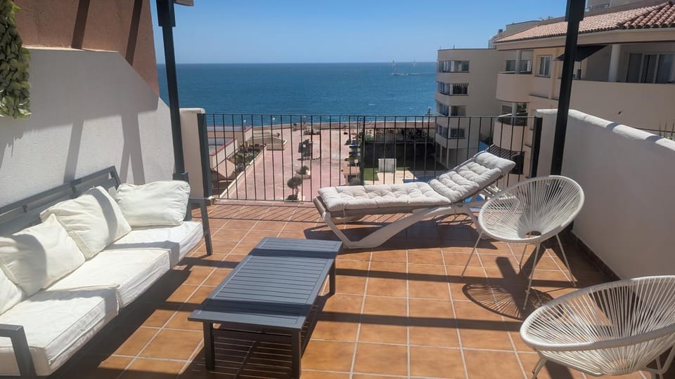 Sea View Penthouse in Benalmádena Apartment in Benalmadena