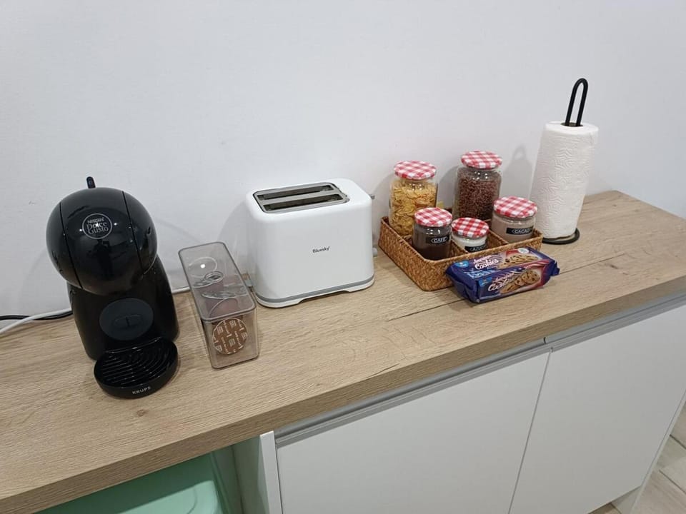 Coffee/tea facilities, Kitchen or kitchenette, toaster