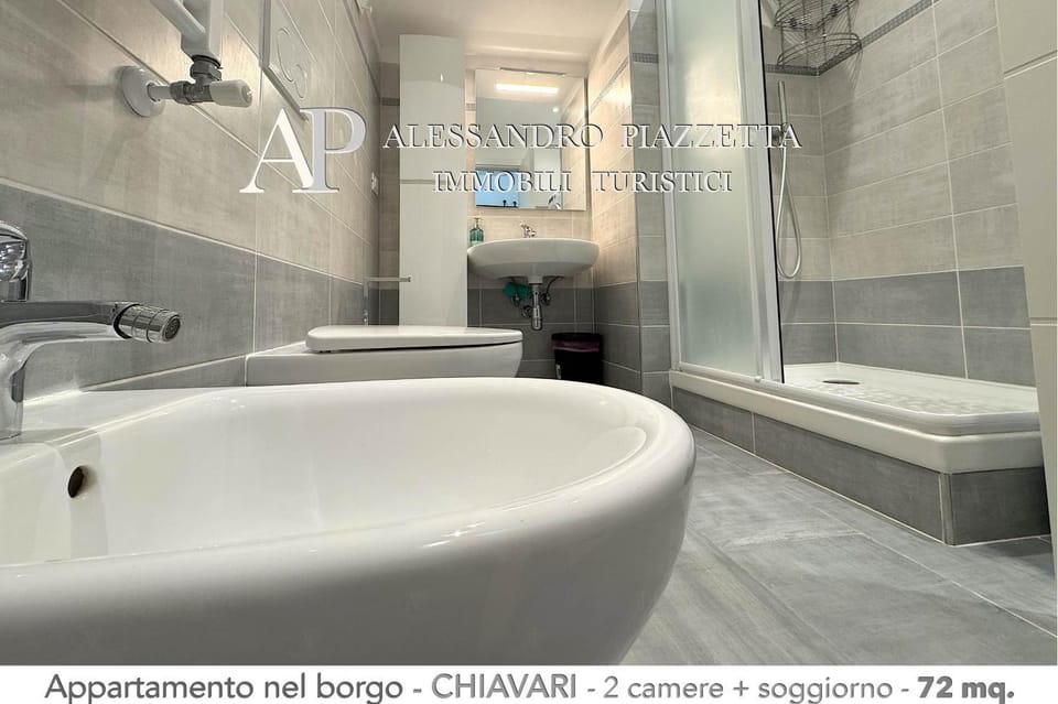 Shower, Bathroom, towels