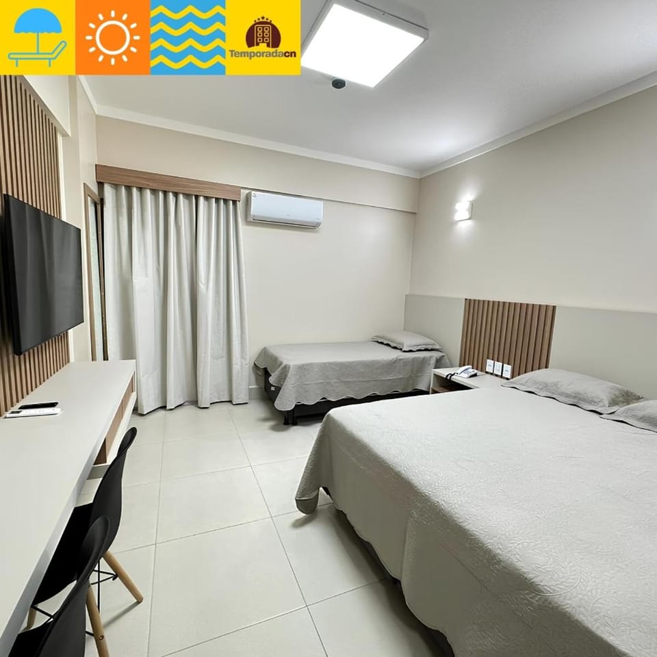 Communal lounge/ TV room, Bed, TV and multimedia, Photo of the whole room, Evening entertainment, Bedroom, air conditioner