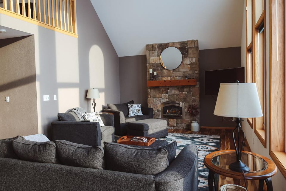 Love Lake Manor House in Minnesota