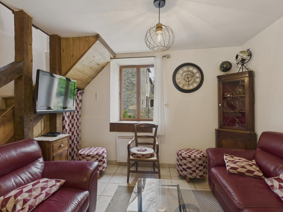 Communal lounge/ TV room, Living room