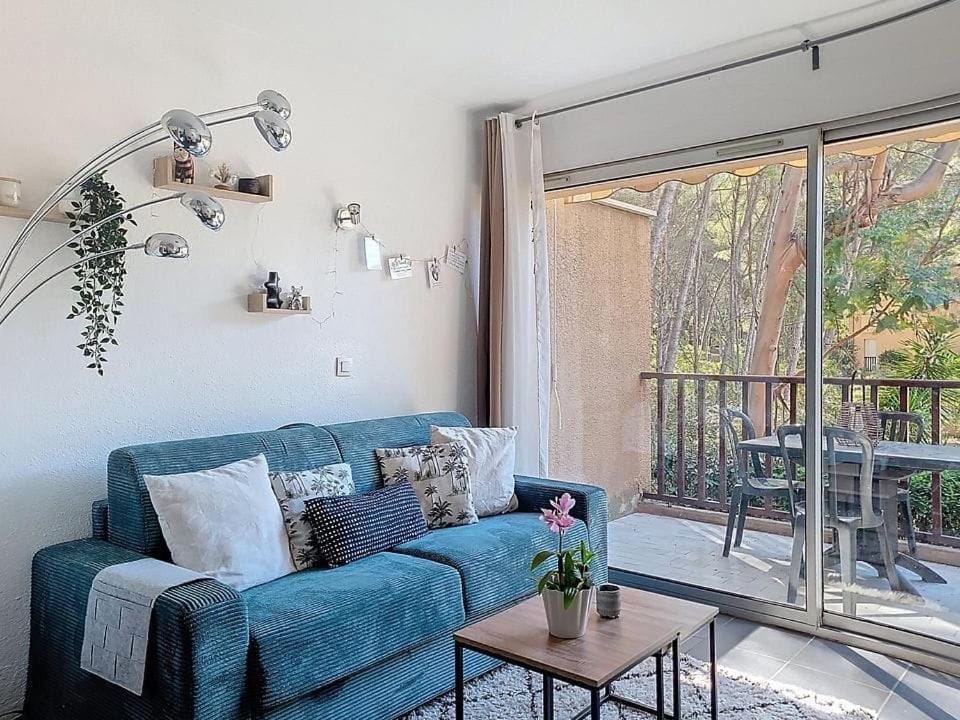 Charmant studio Terrasse Piscine Apartment in Sanary-sur-Mer