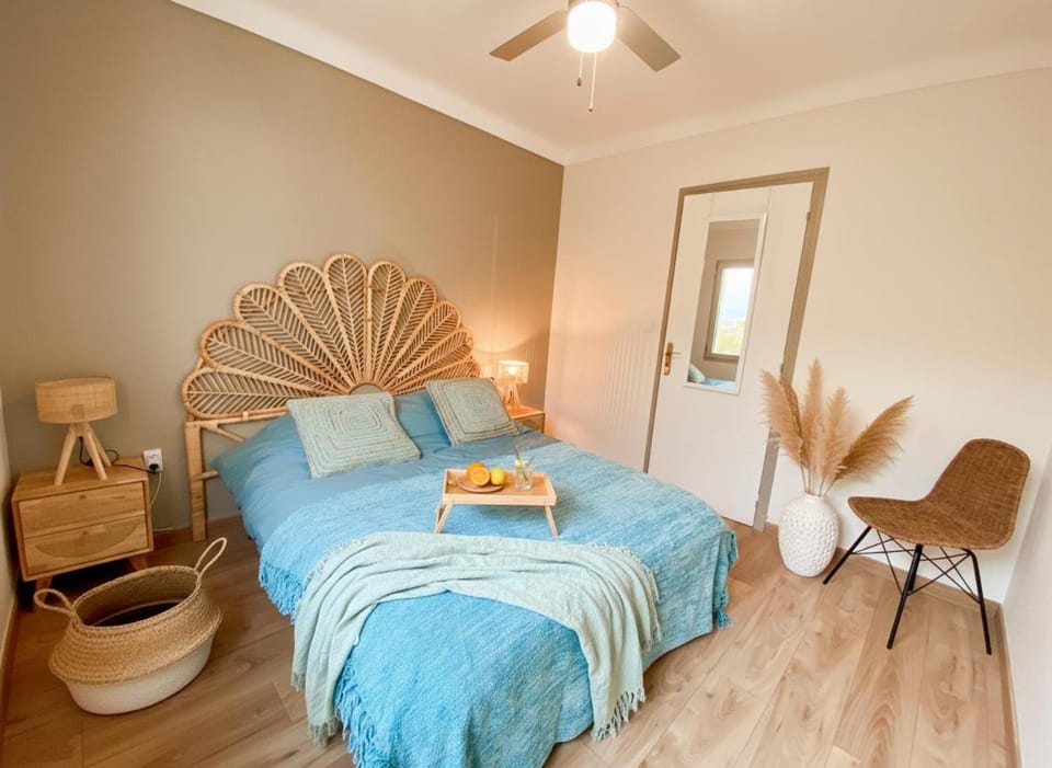 Property building, Bed