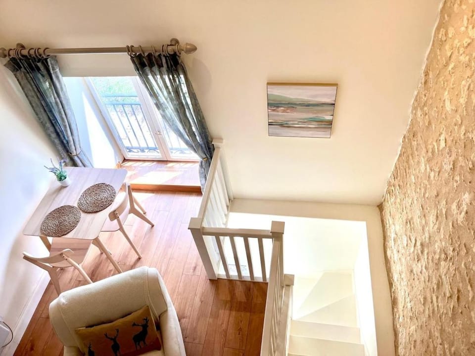 The Dovecote Apartment in Nouvelle-Aquitaine