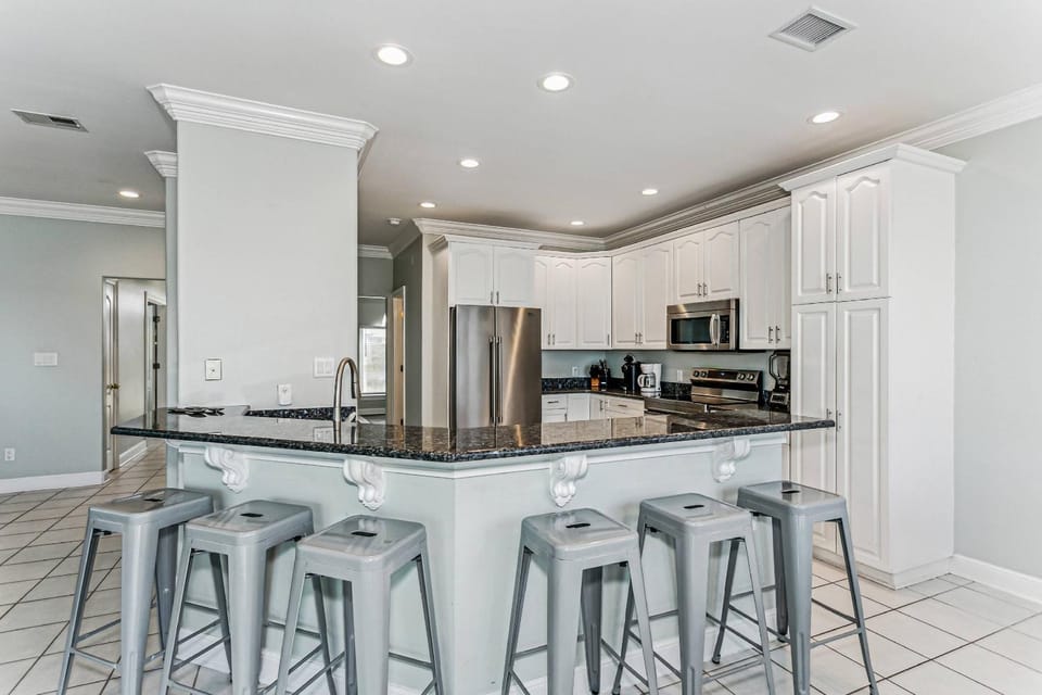 1460 Bermuda Dr House in Pensacola Beach