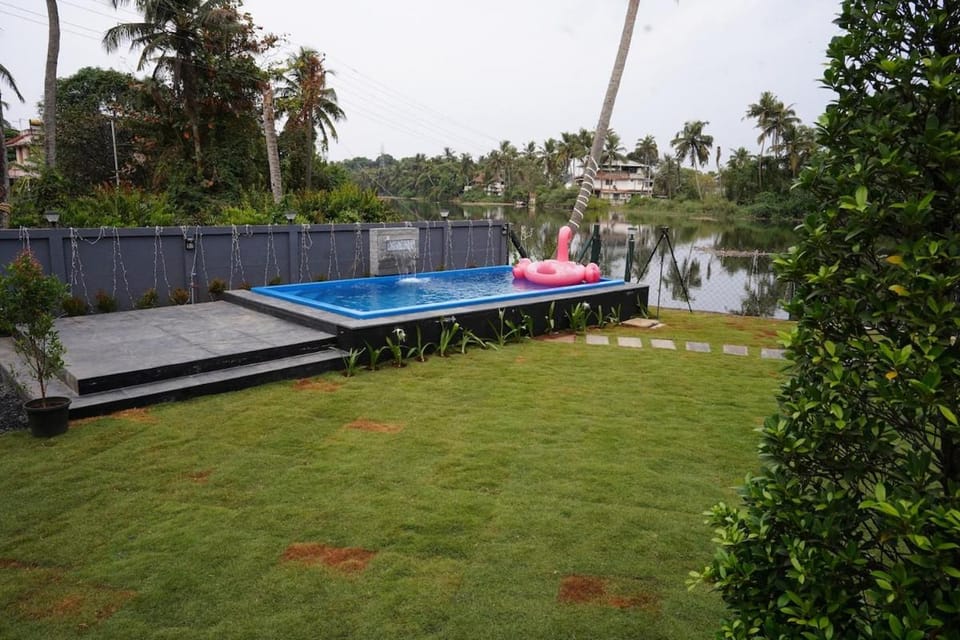 Mangrove Bay - Boutique Resort House in Kochi