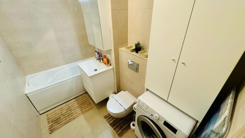 Exclusive View Studio Apartment in Bucharest