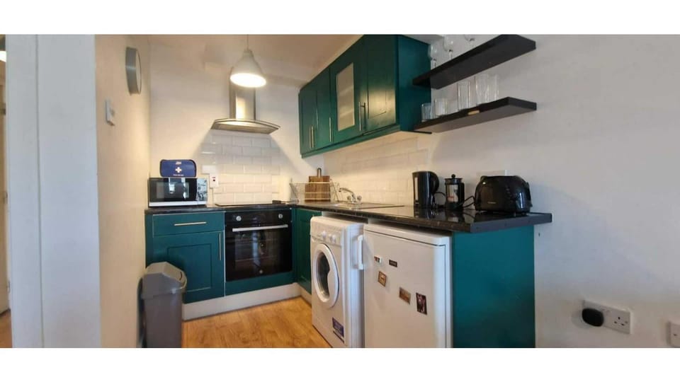 Large 2bd at trendy Portobello Dublin city centre Apartment in Dublin