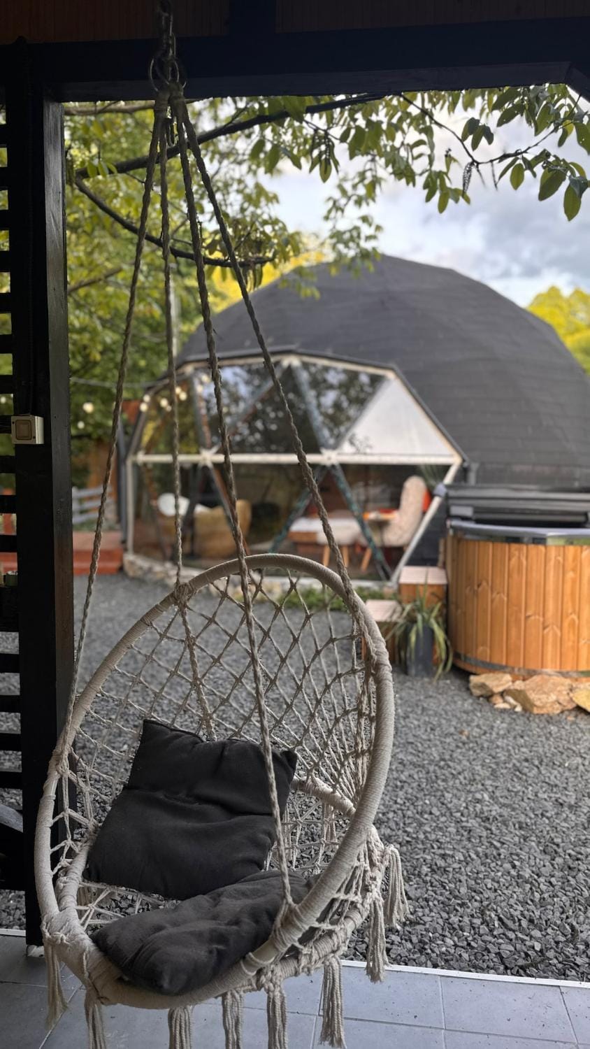 Riverside Dome - Glamping Transalpina Luxury tent in Romania