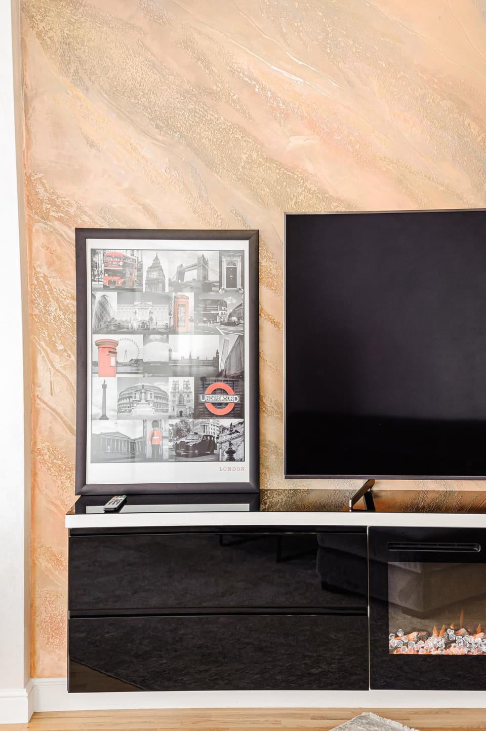 TV and multimedia, Evening entertainment