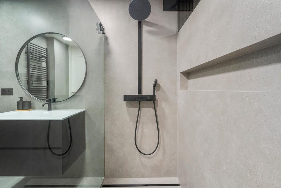 Shower, Bathroom