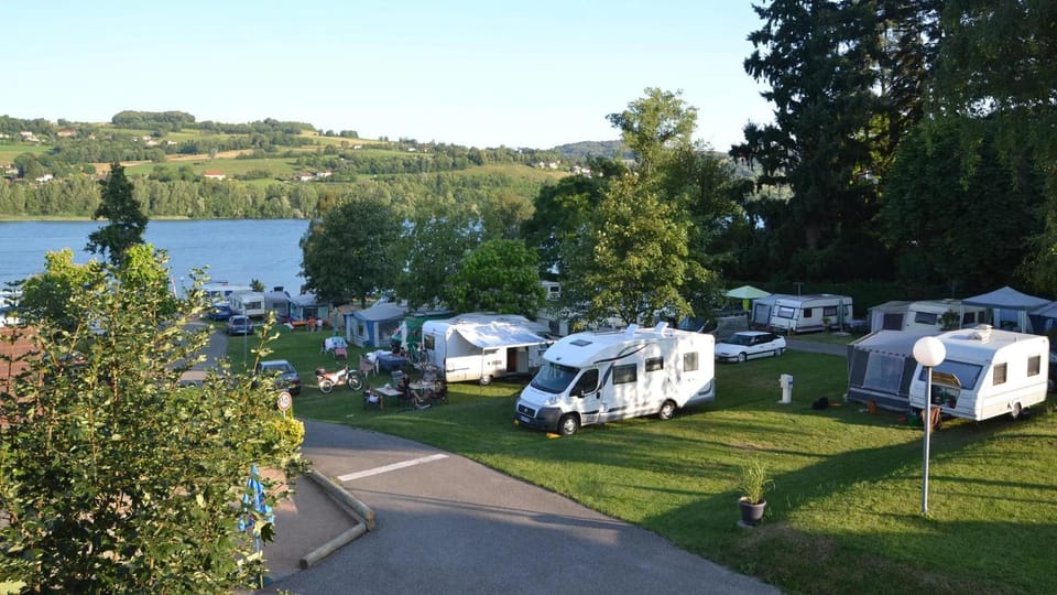 Camping le Calatrin - Onlycamp Campground/ 
RV Resort in Auvergne-Rhône-Alpes