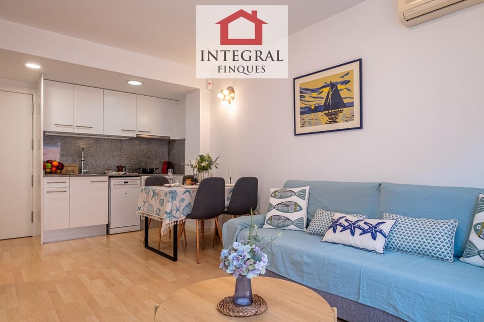 Living room, furniture, kitchen, air conditioner