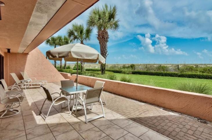 Aegean 118 Gulf views sleeps 8 House in Destin