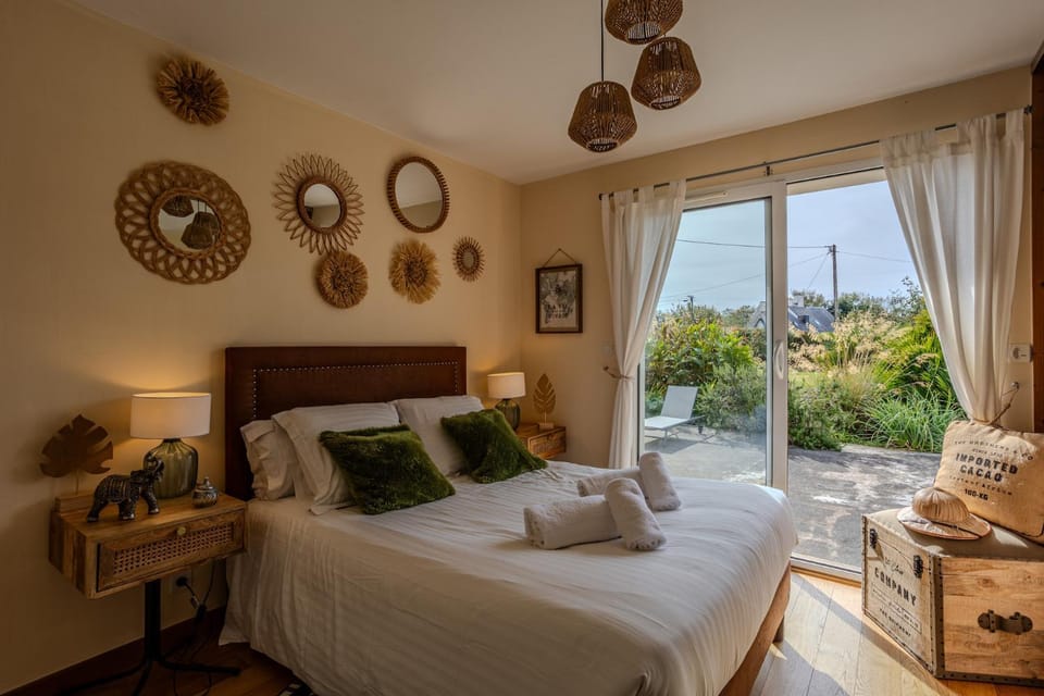 la villa des temps modernes House in Trégastel