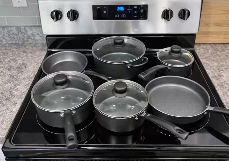 Kitchen or kitchenette, stove