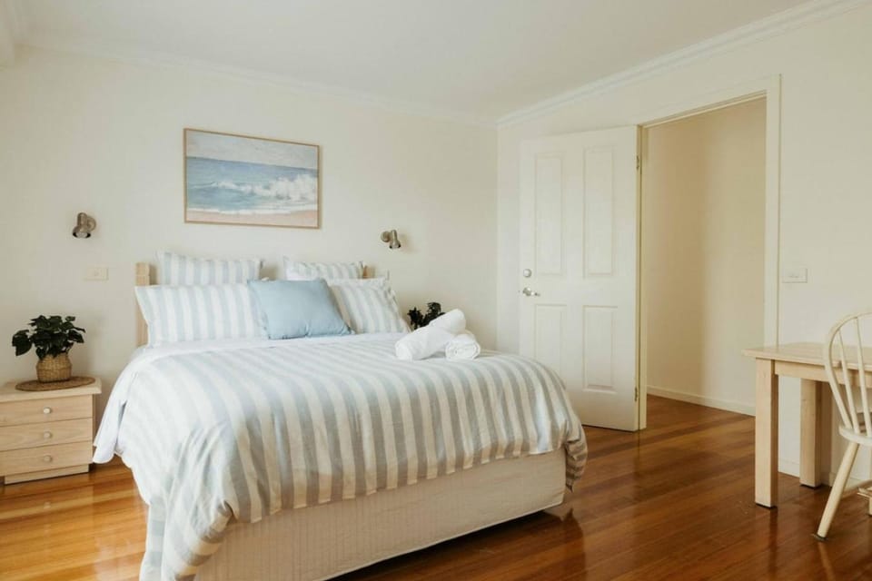 Hastings on Hawley Beach House in Tasmania