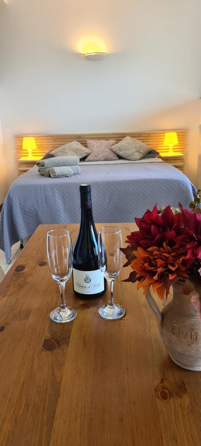 Dining area, Bedroom