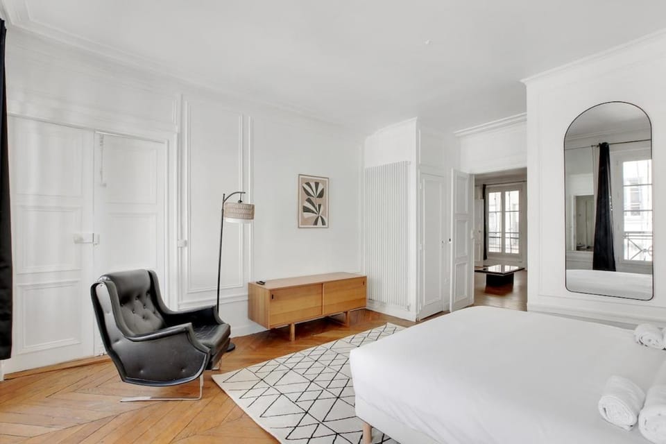 Élégance & confort à deux pas de la Madeleine Apartment in Paris