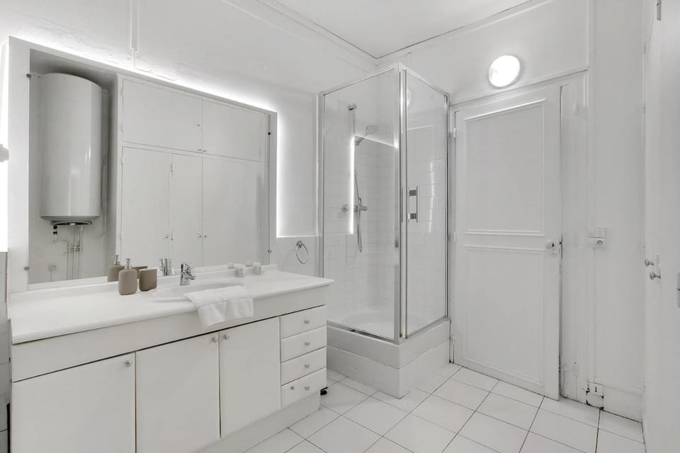 Élégance & confort à deux pas de la Madeleine Apartment in Paris