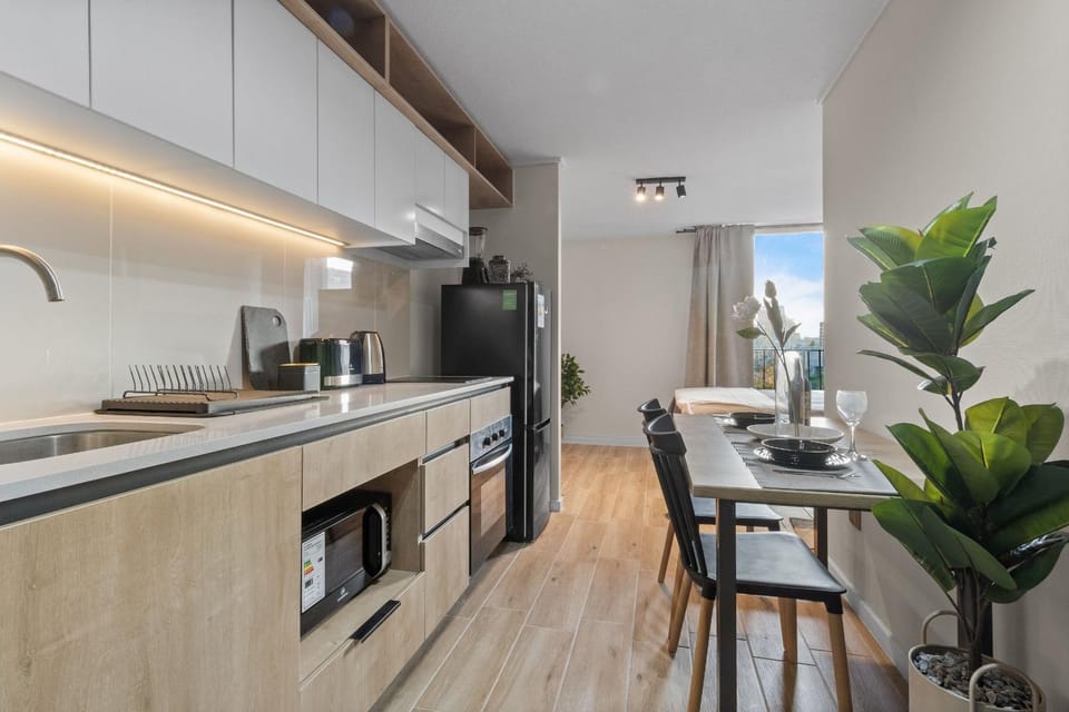 Kitchen or kitchenette, Living room