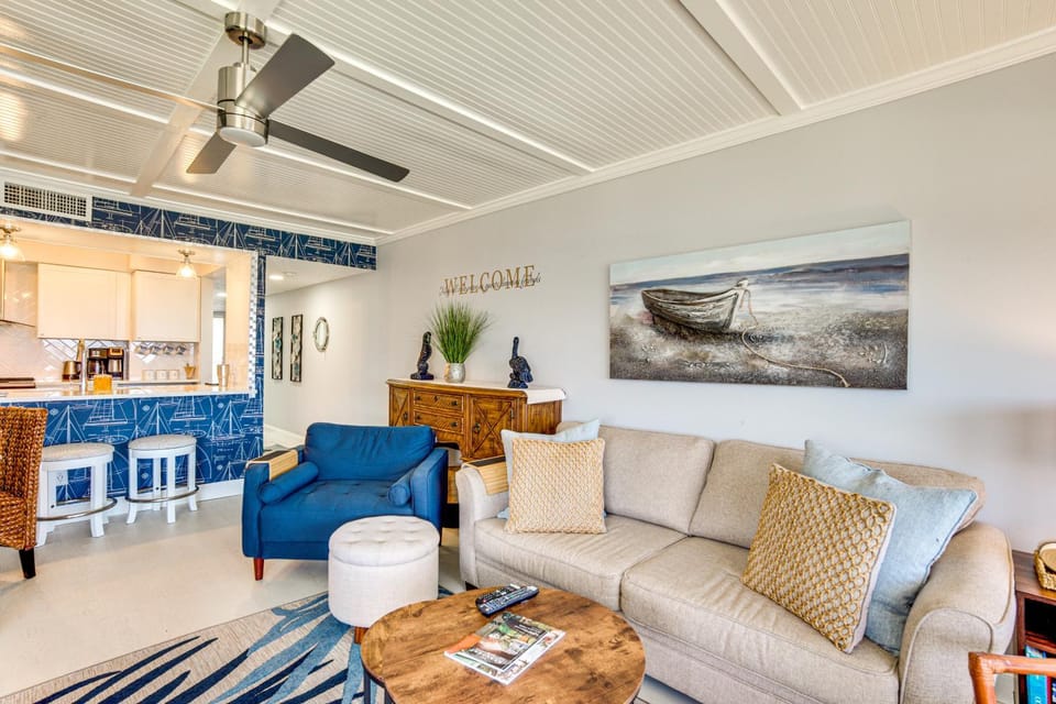 Beach Access: Ocean-View Condo w/ Screened Balcony House in South Carolina