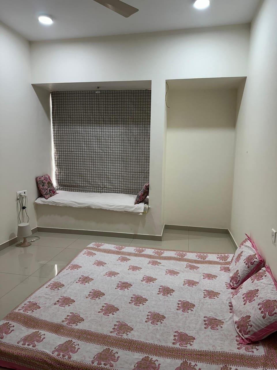 Girls homestay Vacation rental in Pune