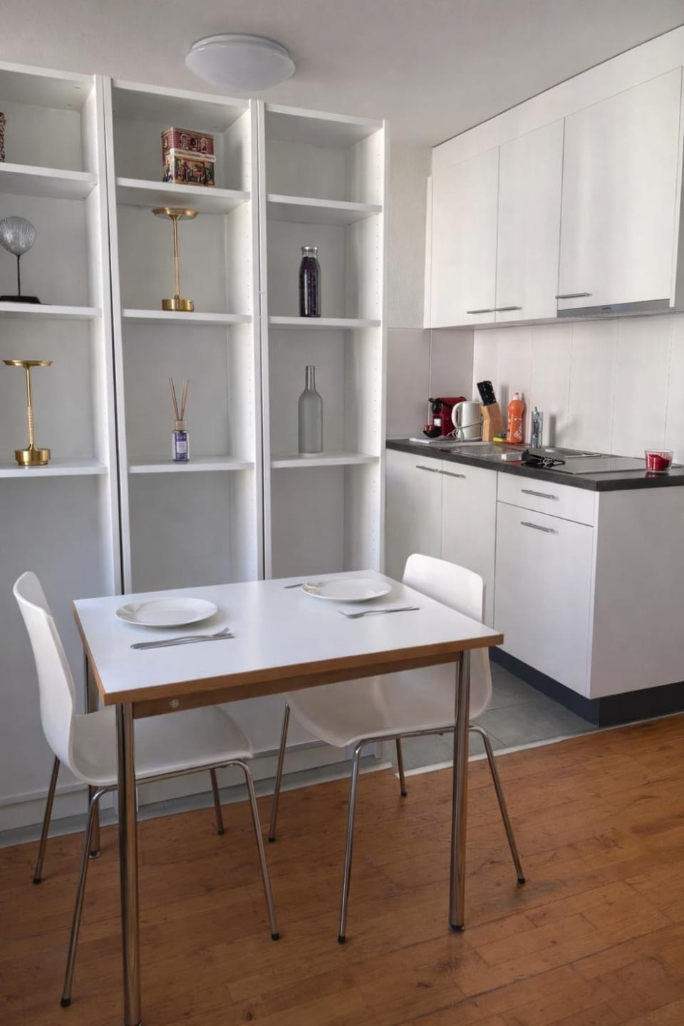 Central & Tranquil by Cathedral Apartment in Fribourg