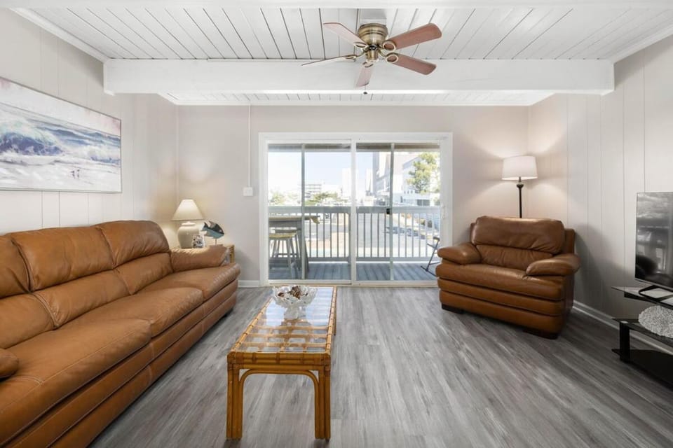Waldorf 8 - Waveside House in Ocean City