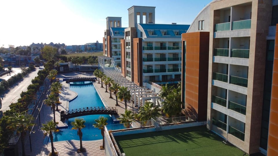 Property building, Pool view, Swimming pool