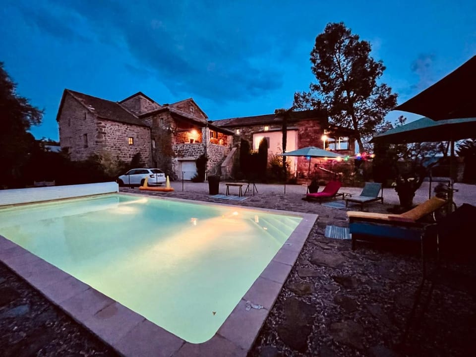 Gîte Le Planzollais House in Auvergne-Rhône-Alpes