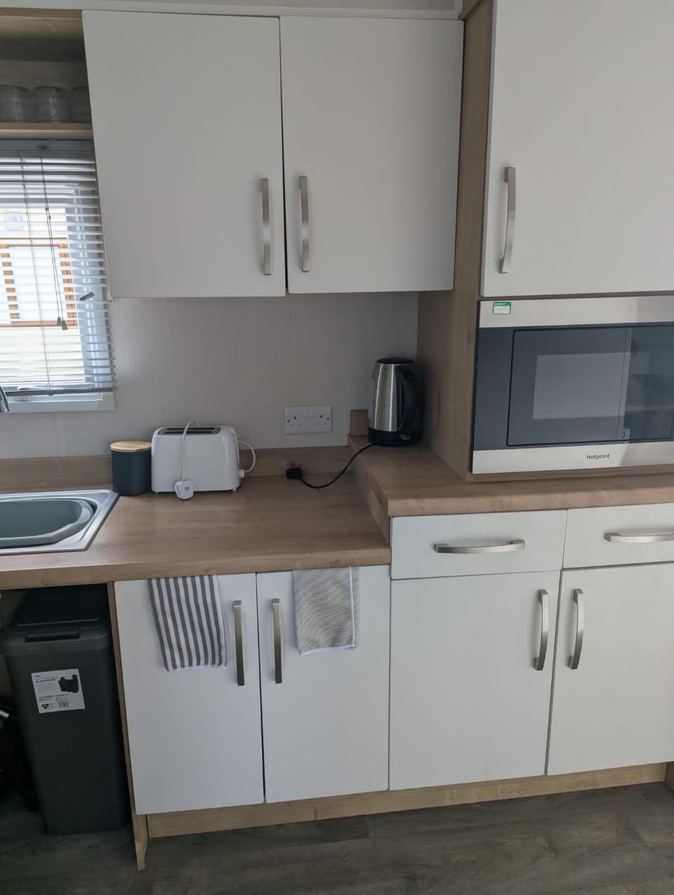 Coffee/tea facilities, Kitchen or kitchenette, pet friendly, toaster