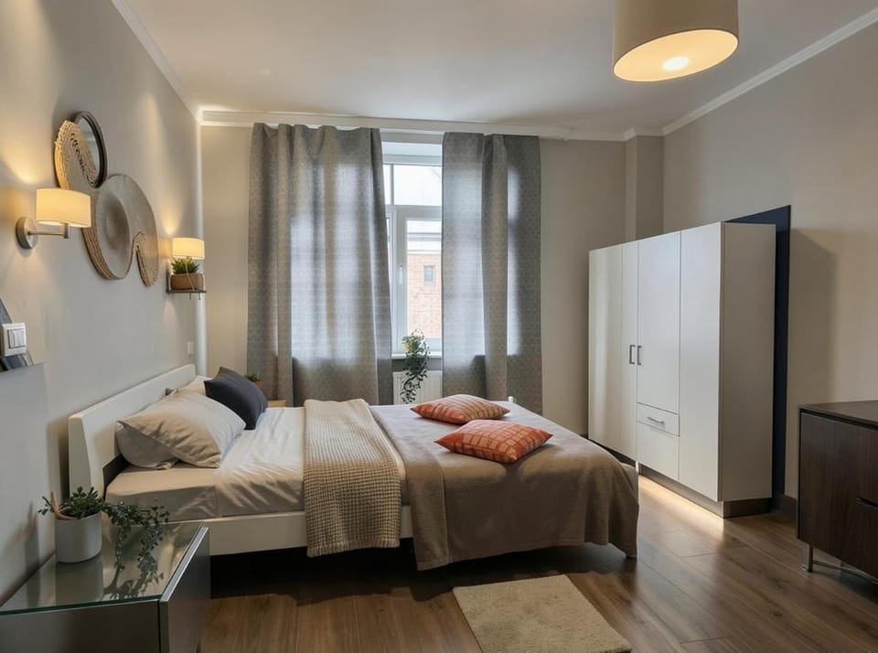 Bed, Bedroom