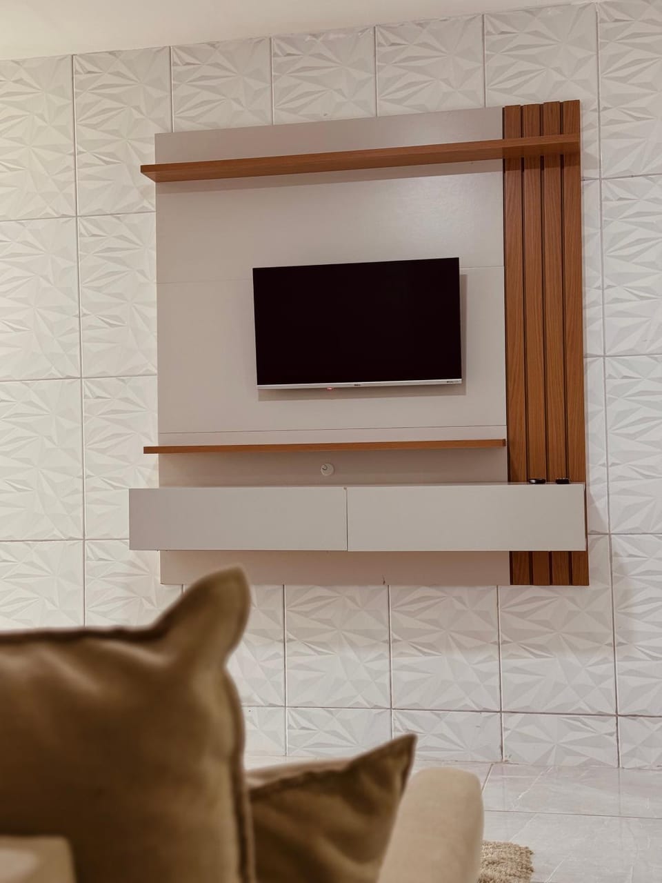 Communal lounge/ TV room, Living room